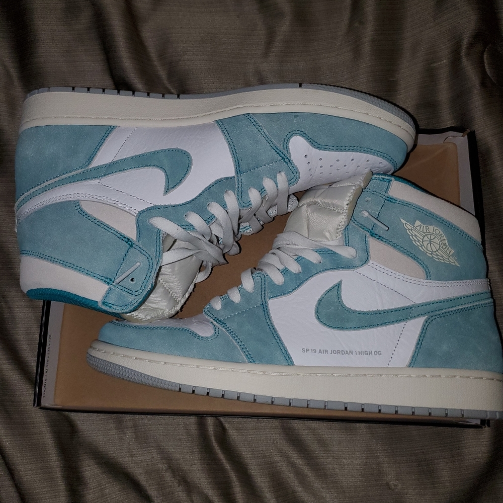 Turbo Green Jordan 1